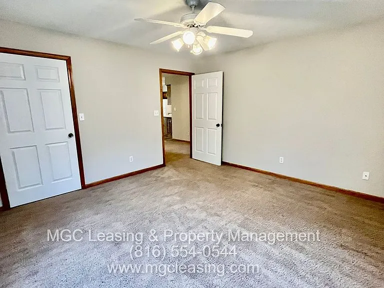 622 Willow Ln #B — Photo 10