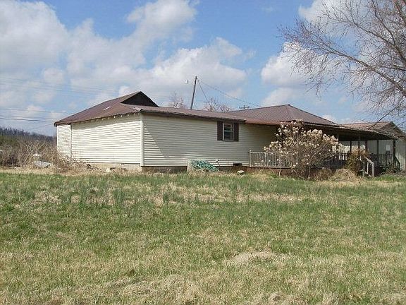 2nd image of 11990 Greenville Rd