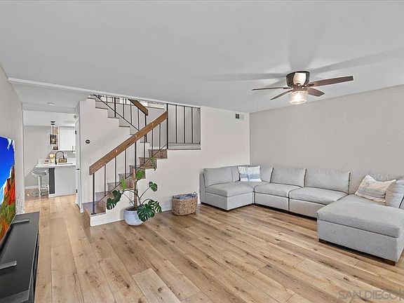 4th image of 10117 Gayuba Ln