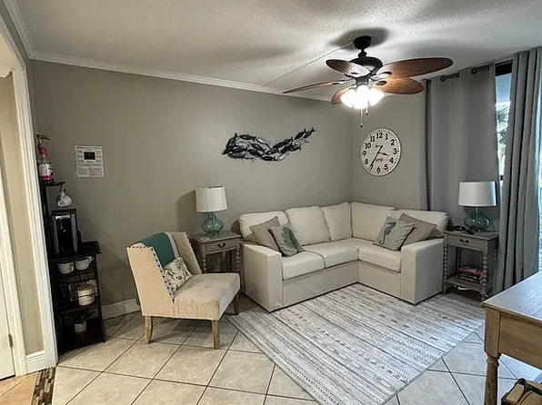 1832 W Beach Blvd APT 208A, Gulf Shores, AL 36542