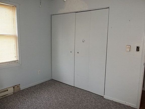 5th image of 506 E 12th St