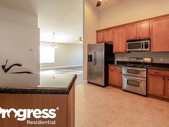 5th image of 2969 S Hartland Dr