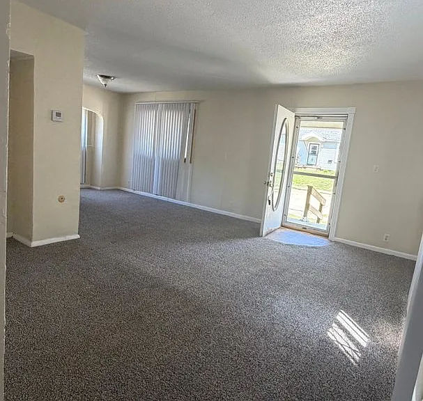 2 Charlevoix Ct — Photo 6