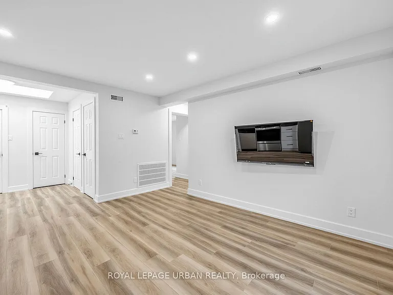 851 Danforth Ave #A — Photo 6