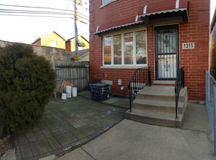 1315 W 31st Pl APT A, Chicago, IL 60608