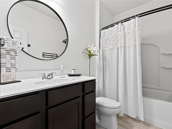 5th image of 10023 Washington Glen Dr
