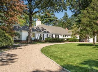 14 Thicket Ln, West Hartford, CT 06107