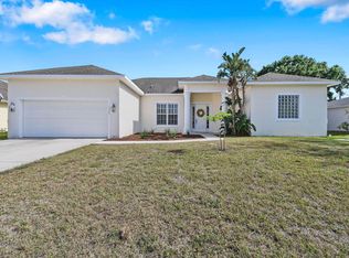 1332 SW Amboy Ave, Port Saint Lucie, FL 34953