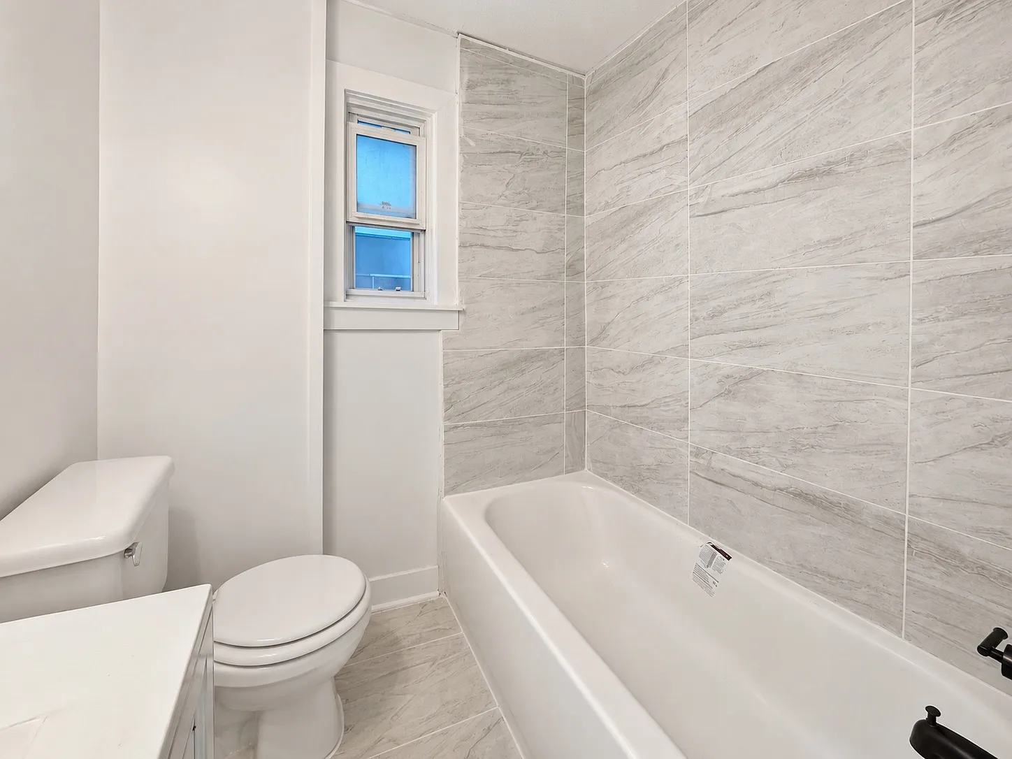 2 bed, 1400 sqft, $1,525 — Photo 3
