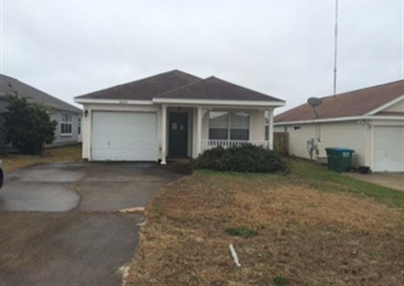 1st image of 5575 Huntleigh Pl