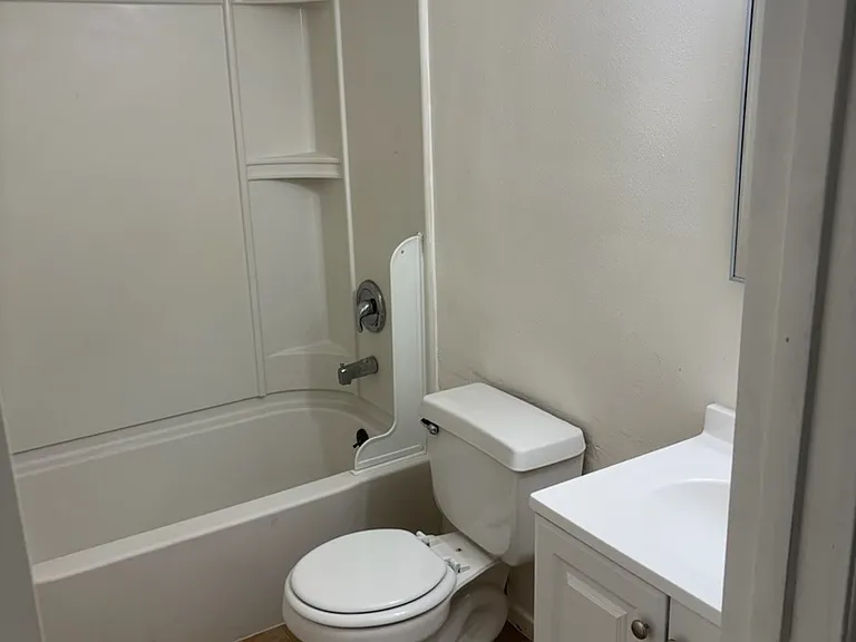 501 N T St #B — Photo 7