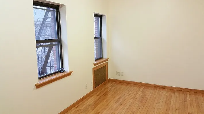 Rented by Northside Plaza Inc. | media 17