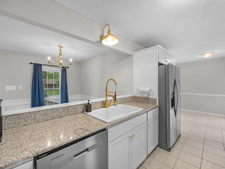 429 Crows Nest Ln — Photo 14