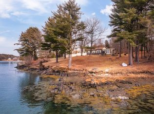 12 Folcutt Rd, Kittery Point, ME 03905