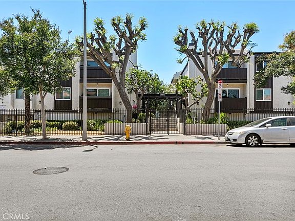 5th image of 8801 Cedros Ave APT 7