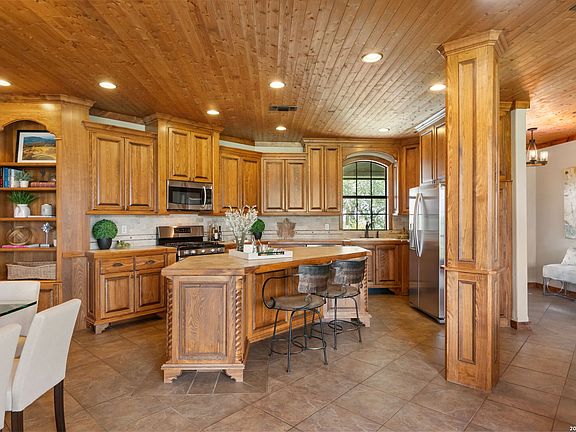 5th image of 544 RIVER VIEW DR