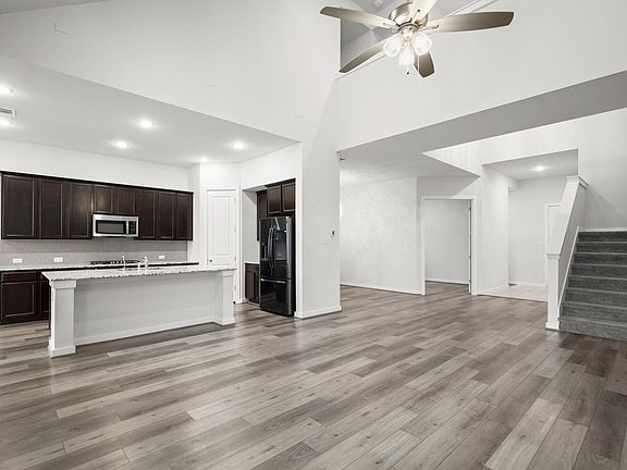 2nd image of 841 Spinnaker Loop