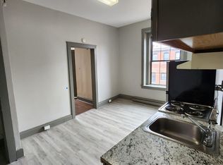 25 Union Plz #306, New London, CT 06320