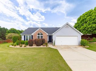 8860 Creekstone Pl, Gainesville, GA 30506
