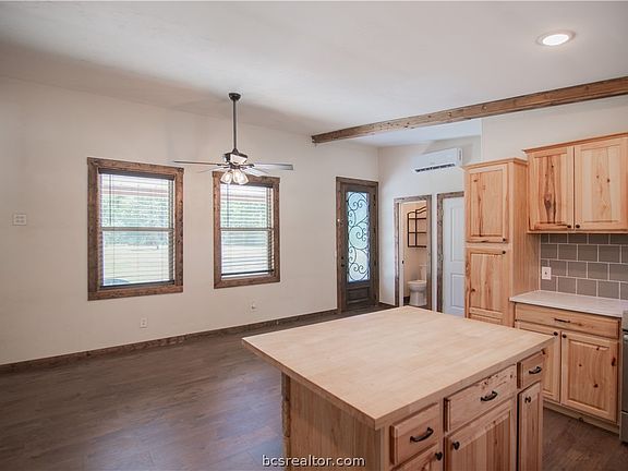 4th image of 11696 Long Trussel Rd