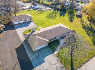 107 S Getzen St, Elkhorn, WI 53121