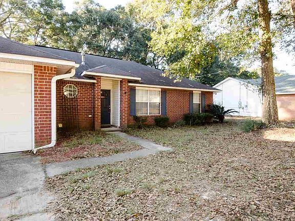 2nd image of 6761 Community Dr