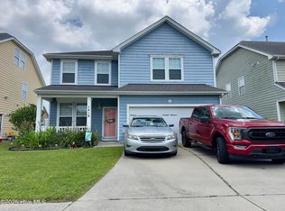 1410 Charlotte St, Elizabeth City, NC 27909
