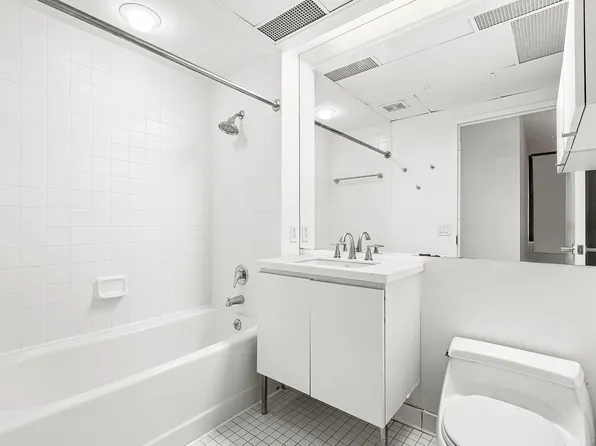 56 Pine Street image 5 of 5