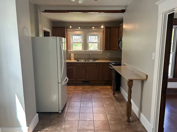 809 Quarry St, Marietta, OH 45750