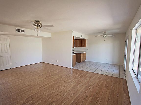 4th image of 2154 E Dragoon Ave