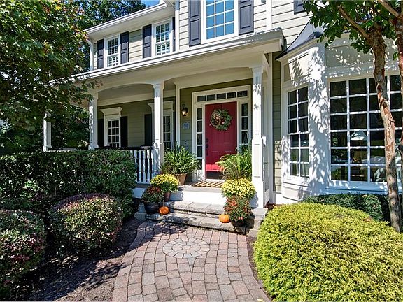 3rd image of 108 Bent Creek Dr
