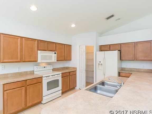 3rd image of 592 Coral Trace Blvd