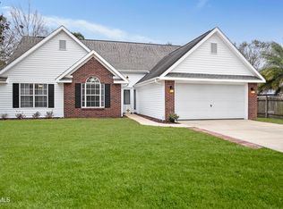 3300 N 4th St, Ocean Springs, MS 39564