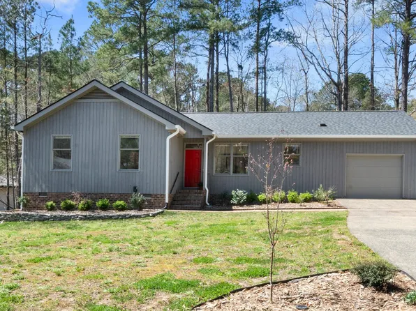 2 Edgestone Pl, Chapel Hill, NC 27517