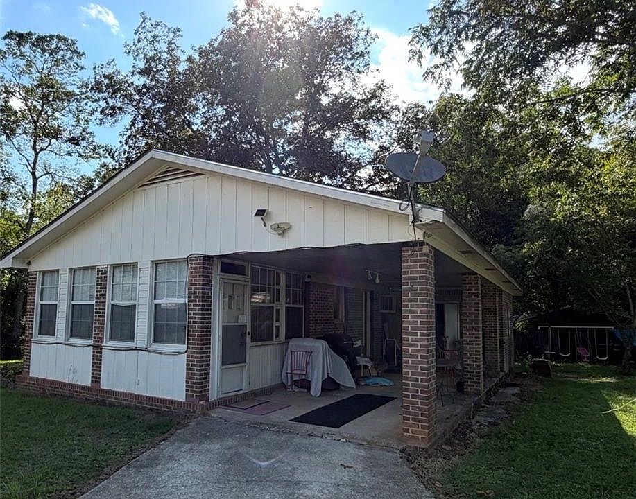 1st image of 11770 Old Moffat Rd