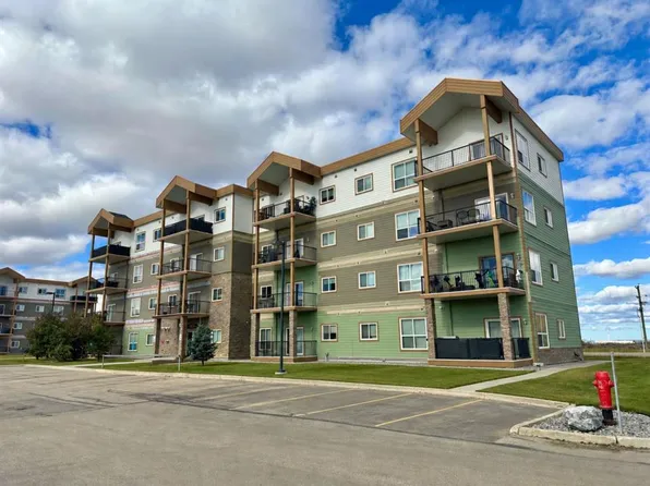 9229 N Lakeland Dr #105, Grande Prairie, AB T8X 0B8