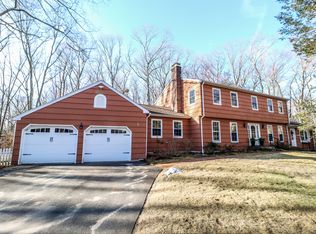 44 Merwin Brook Rd, Brookfield, CT 06804