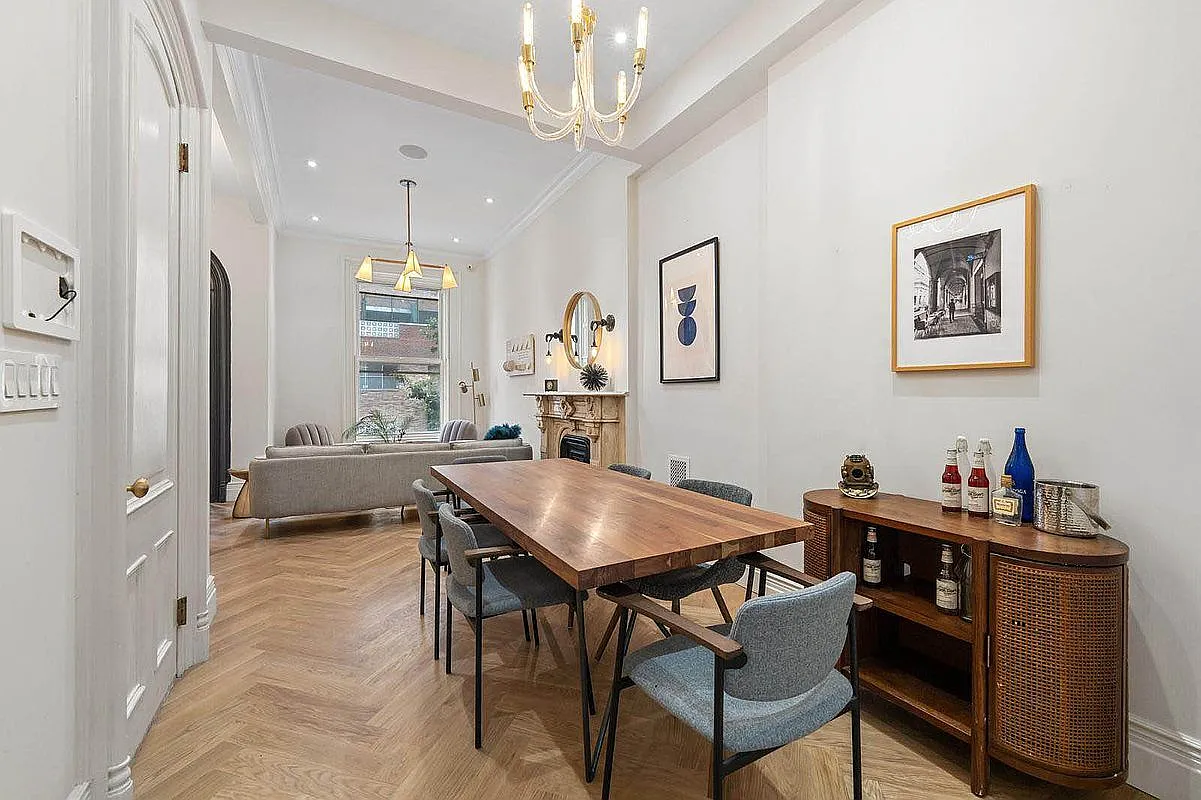 43 Brevoort Pl photo 1