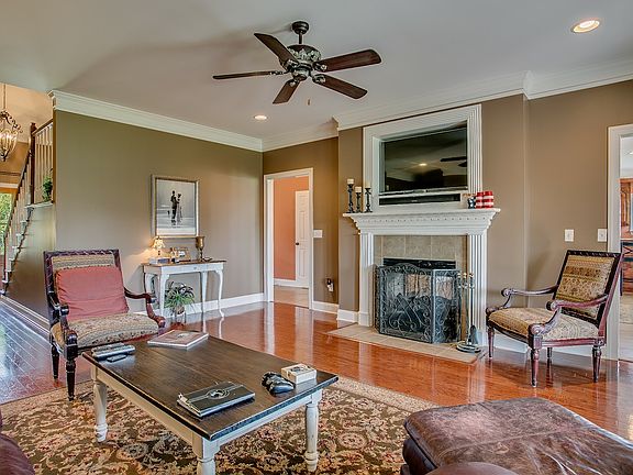 5th image of 4518 Carroll Street