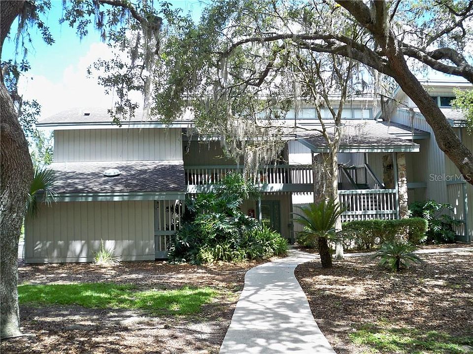1st image of 3031 Camelot Dr #3031