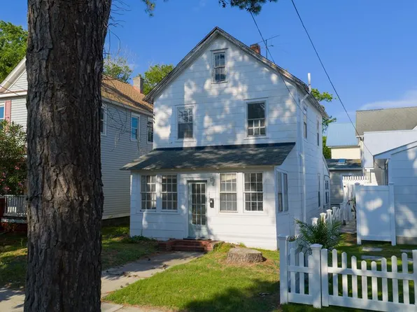 116 Pine St, Cape Charles, VA 23310