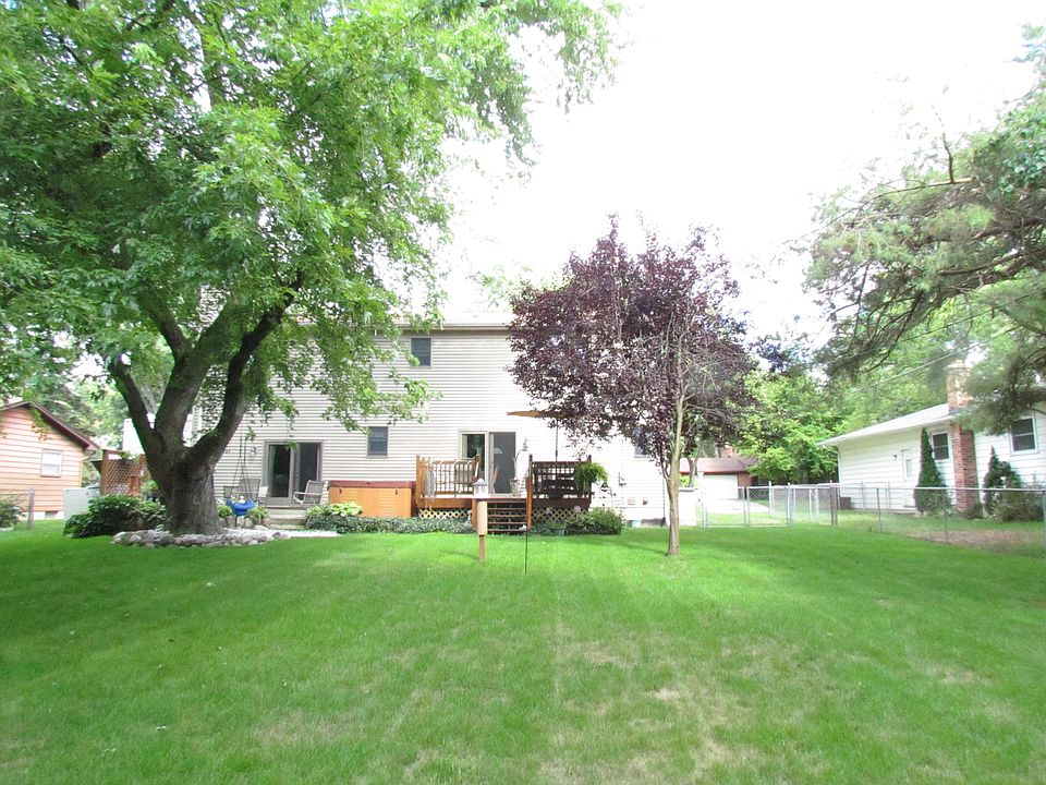 2nd image of 4214 Charter Oak Dr