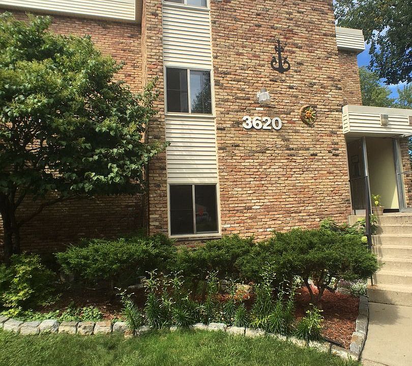 2nd image of 3620 E 42nd St APT 207