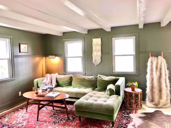 335 Bath Rd, Wiscasset, ME 04578