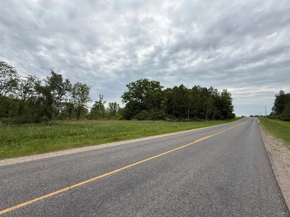 Stillwagon Rd, Gladwin, MI 48624