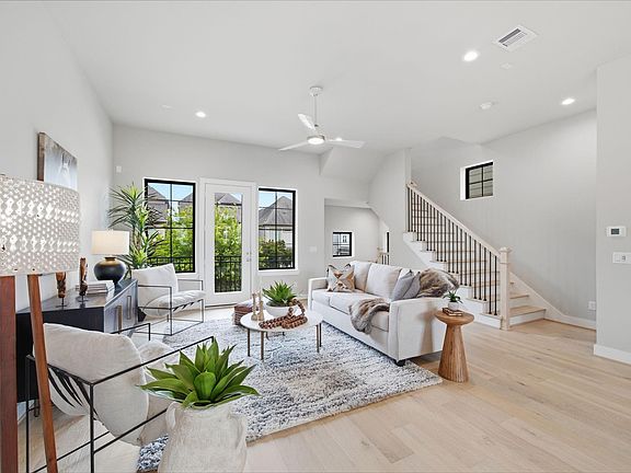 3rd image of 1720 Sedola Ln
