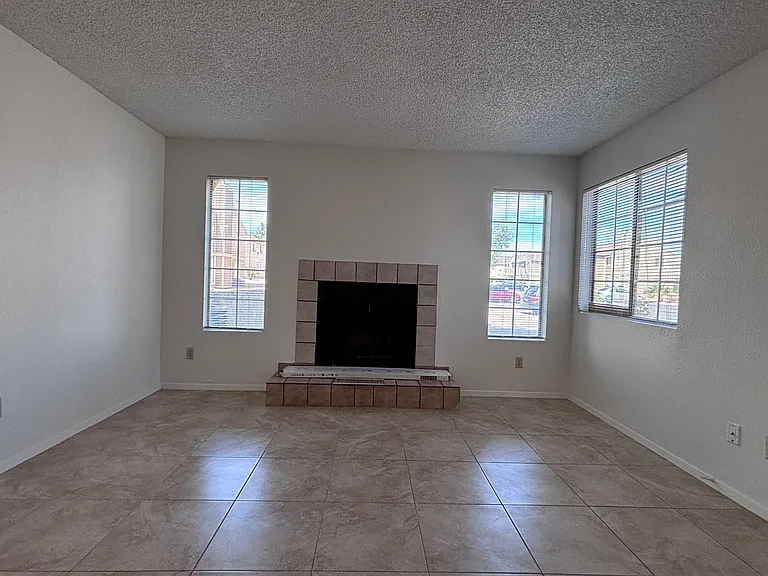 2686 Aarondavid Dr — Photo 15