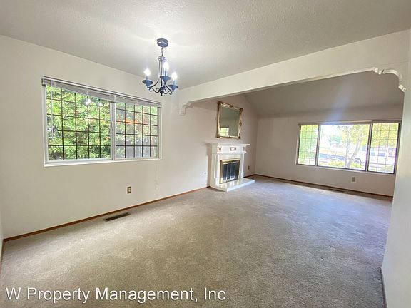 4th image of 1621 Putnam Way