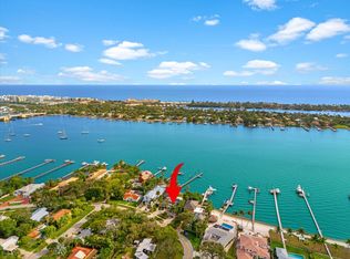 714 S Lake Dr, Lantana, FL 33462