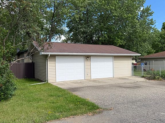 2nd image of 308 Sunset Ave